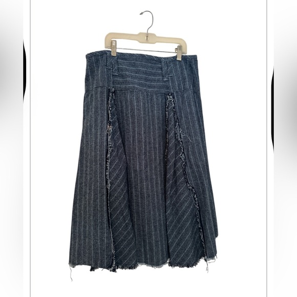 Women’s Free People Denim A line Skirt, size 8 - Picture 4 of 9